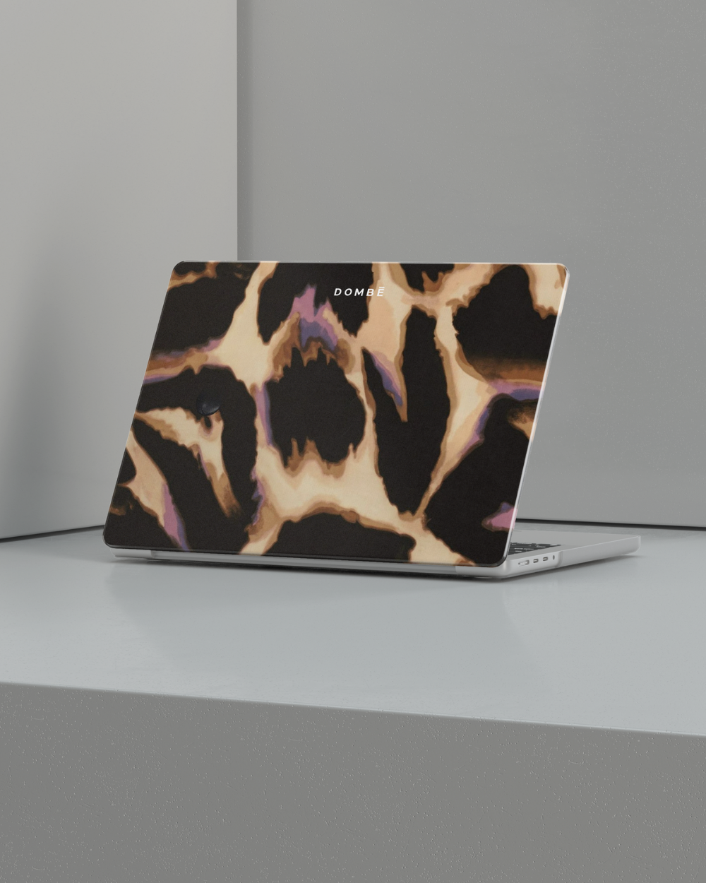 Abstract Wild - DOMBĒ